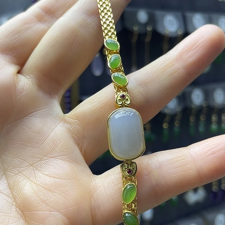 和田玉银S925镶嵌耳饰