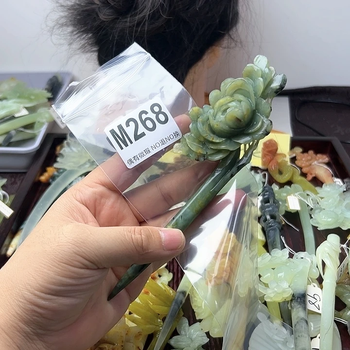 蛇纹石玉发饰合金佳*