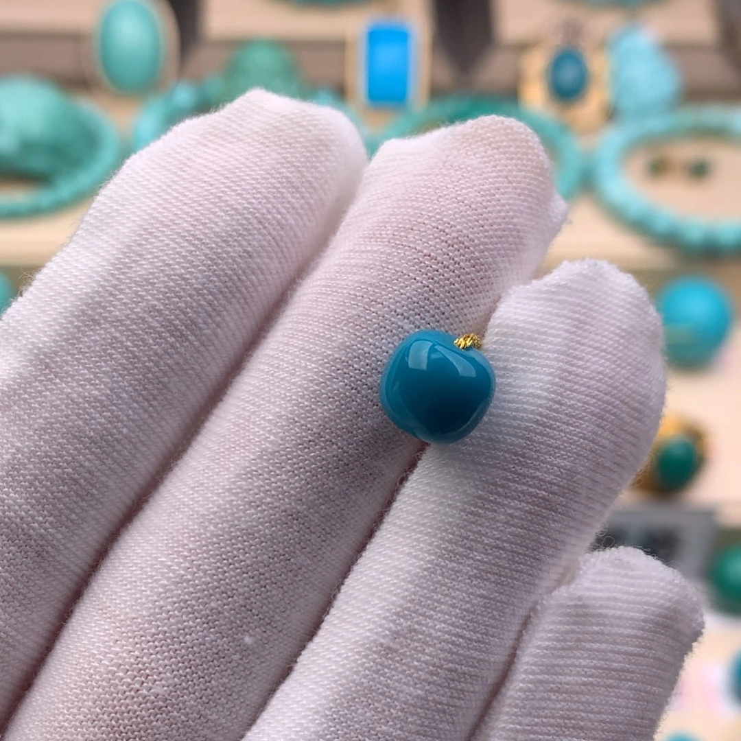 绿松石未镶嵌珠宝奇石8.1