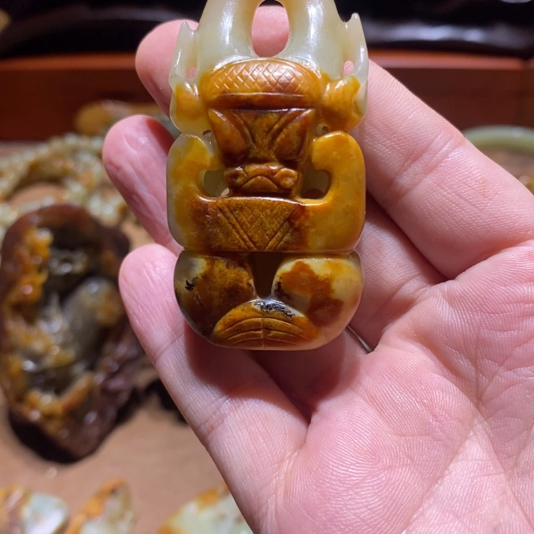 岫岩河磨玉（透闪石质玉）未镶嵌珠宝奇石