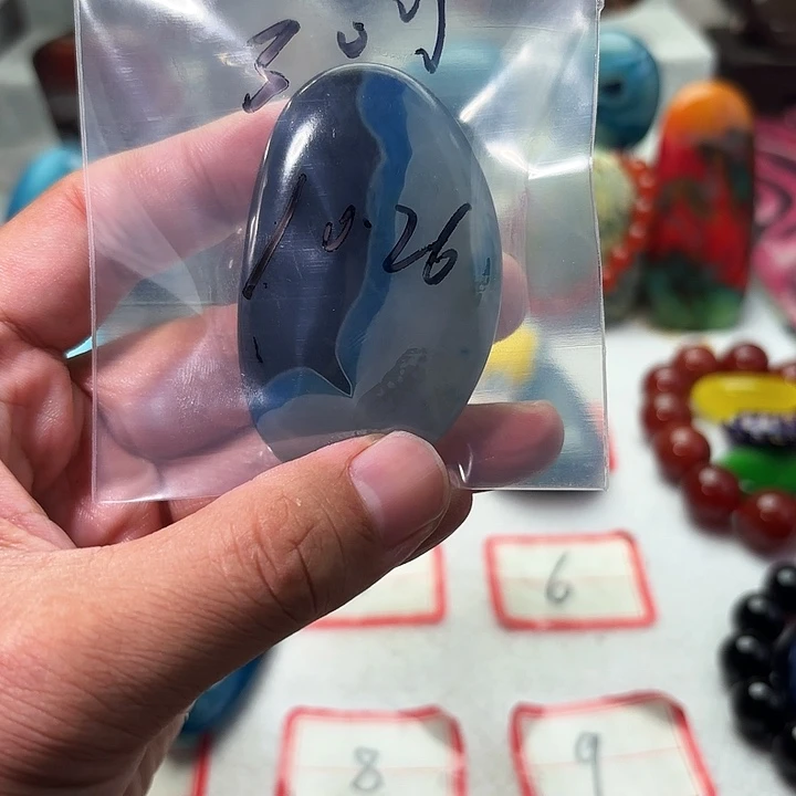 凯***玛瑙/玉髓未镶嵌颈饰