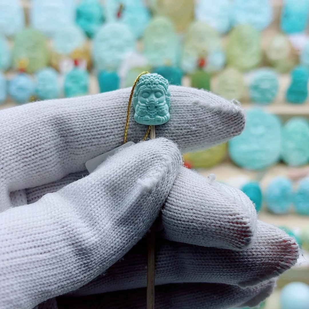 绿松石未镶嵌珠宝奇石