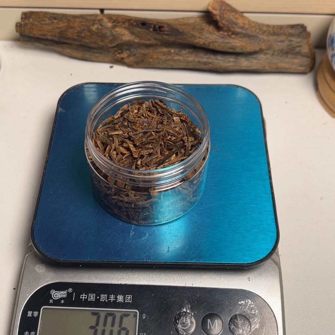 沉香沉香碎屑春****处天然老白棋纯化板头切丝30g