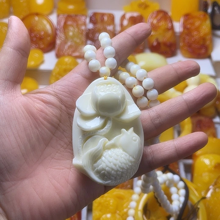 鱼戏莲花毛衣链 服饰配饰