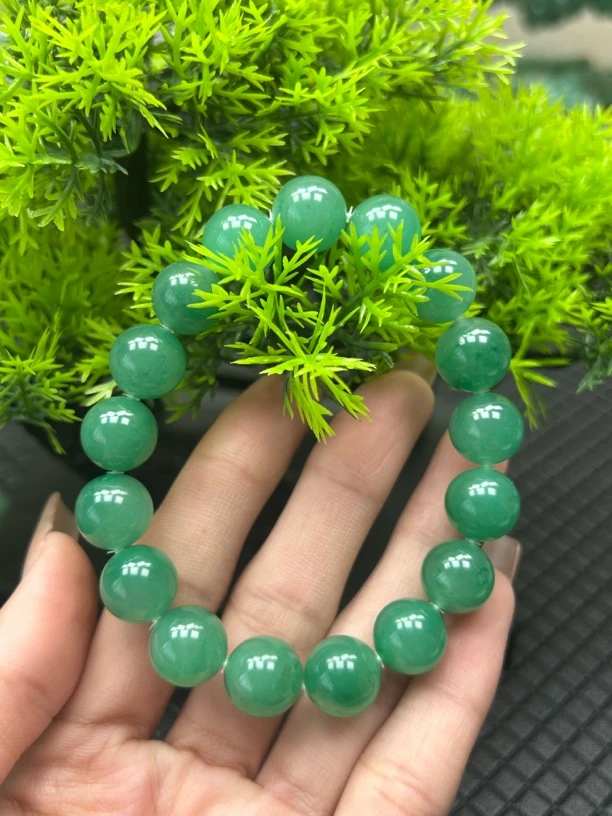 11mm天然石英质玉石非洲翠满绿手串