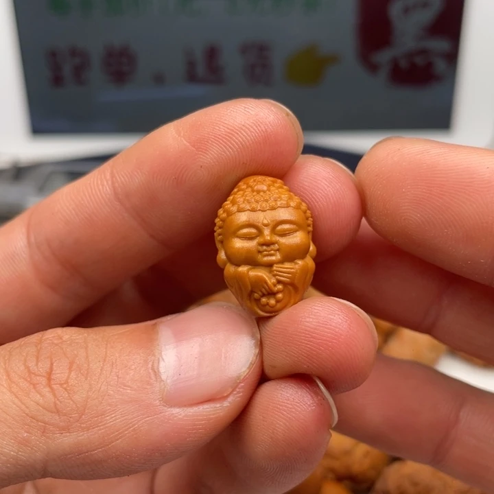 吊坠橄榄核橄榄核雕刻单子。