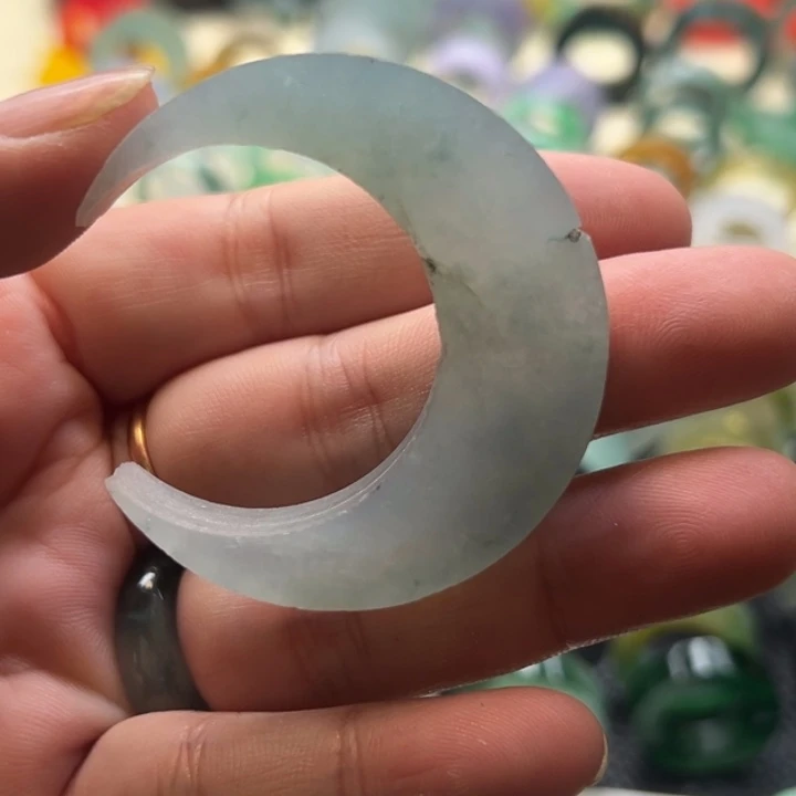 定制翡翠未镶嵌边角福利