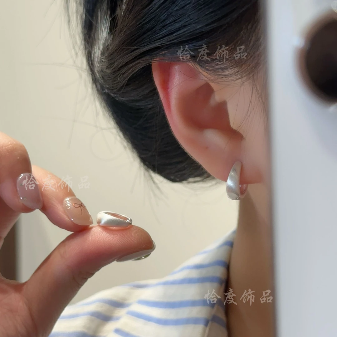【恰度】银色磨砂素圈耳扣气质简约