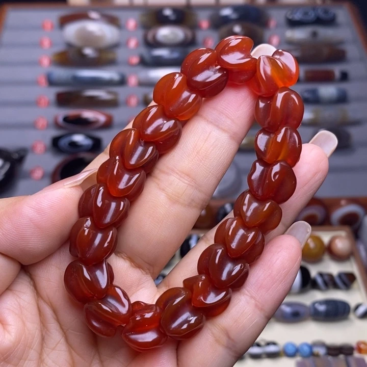 未镶嵌颈饰玛瑙/玉髓