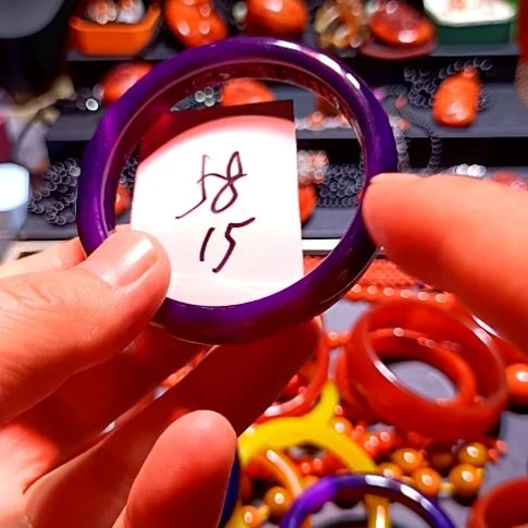 南红玛瑙未镶嵌笔搁