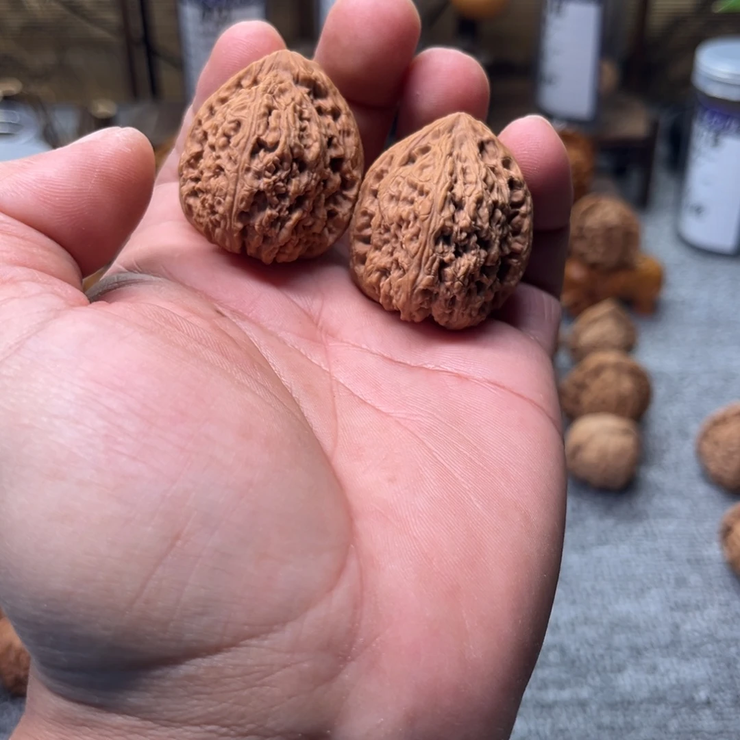 文玩核桃把件逐鹿南疆