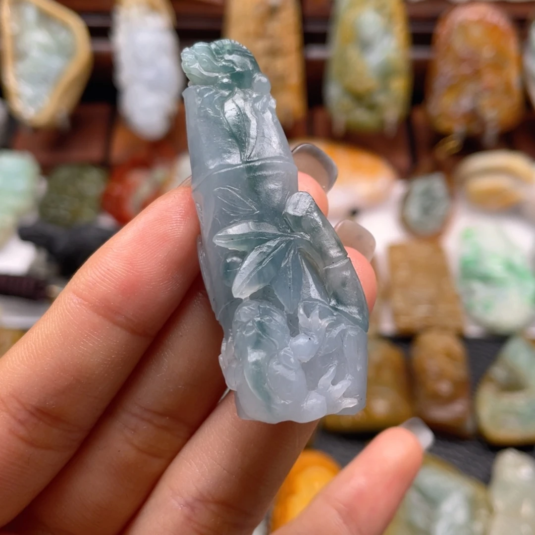 定制翡翠未镶嵌翡翠