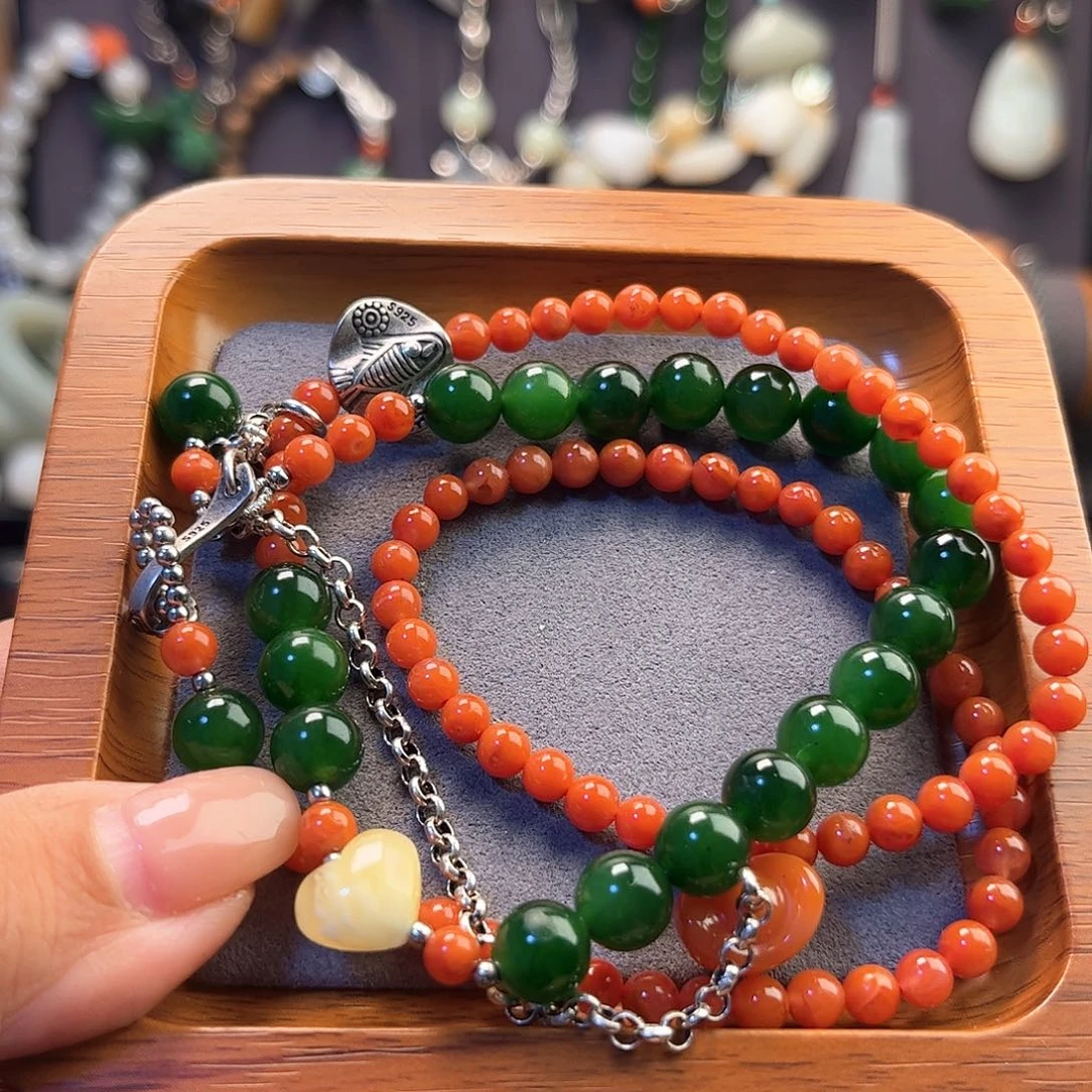 颈饰未镶嵌和田玉