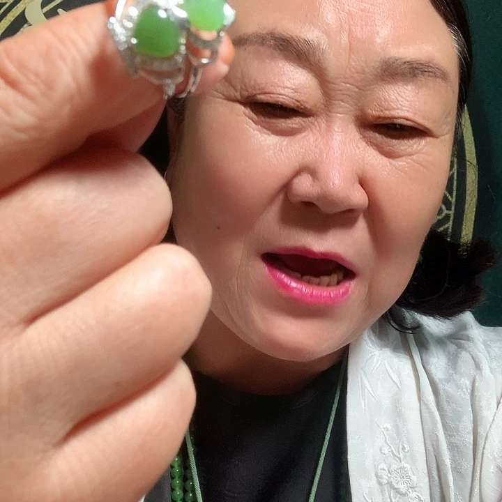 套链未镶嵌透闪石质玉