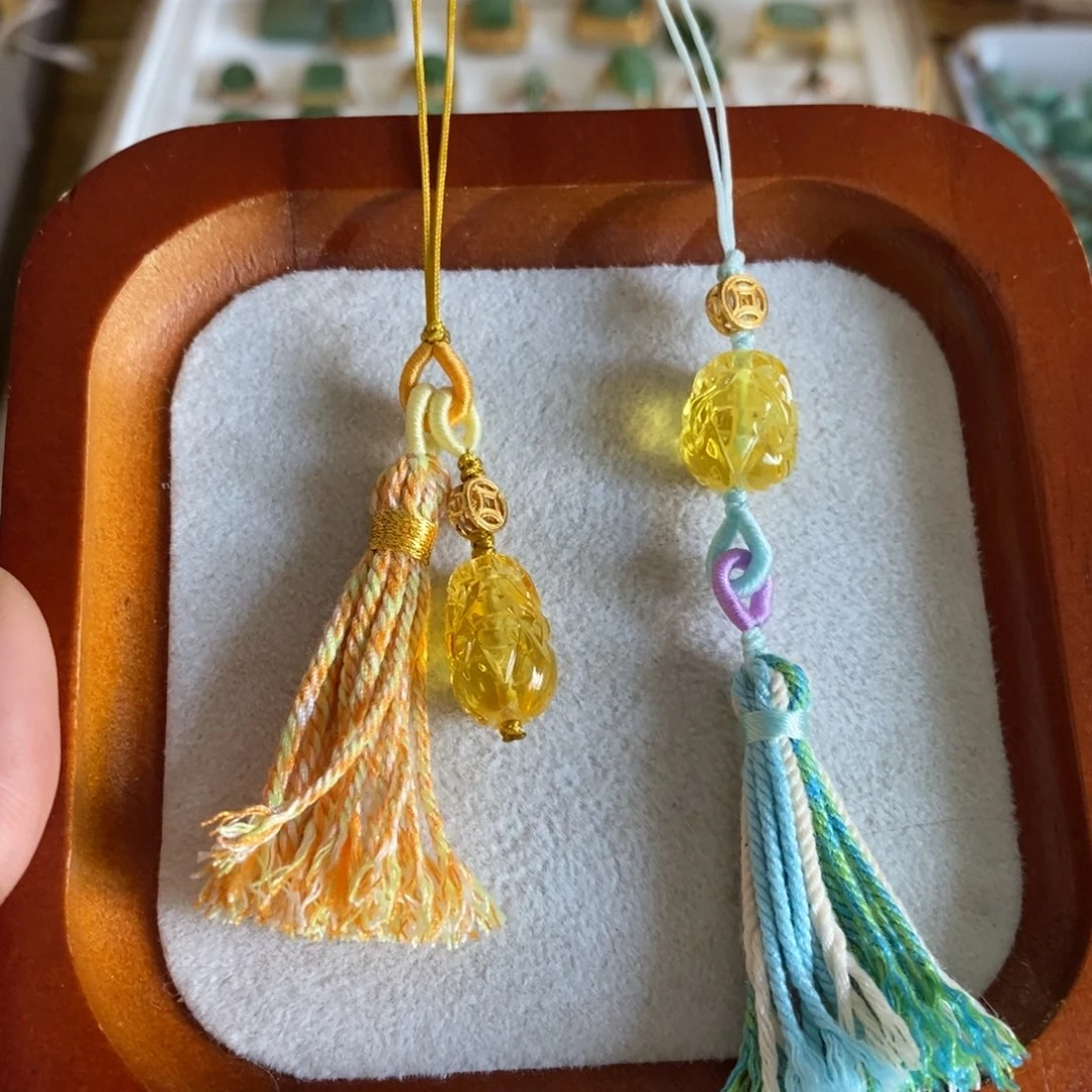 裸石琥珀未镶嵌琥珀貔貅手机挂