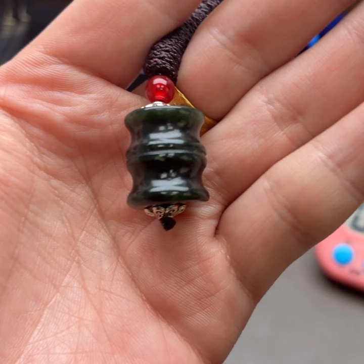 沧***粟和田玉（青玉）未镶嵌颈饰