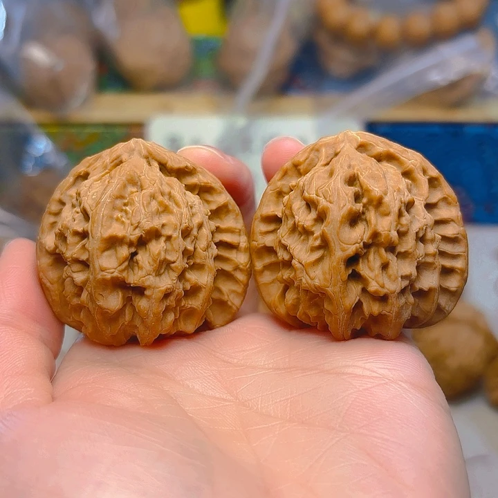 吊坠文玩核桃白狮子41+