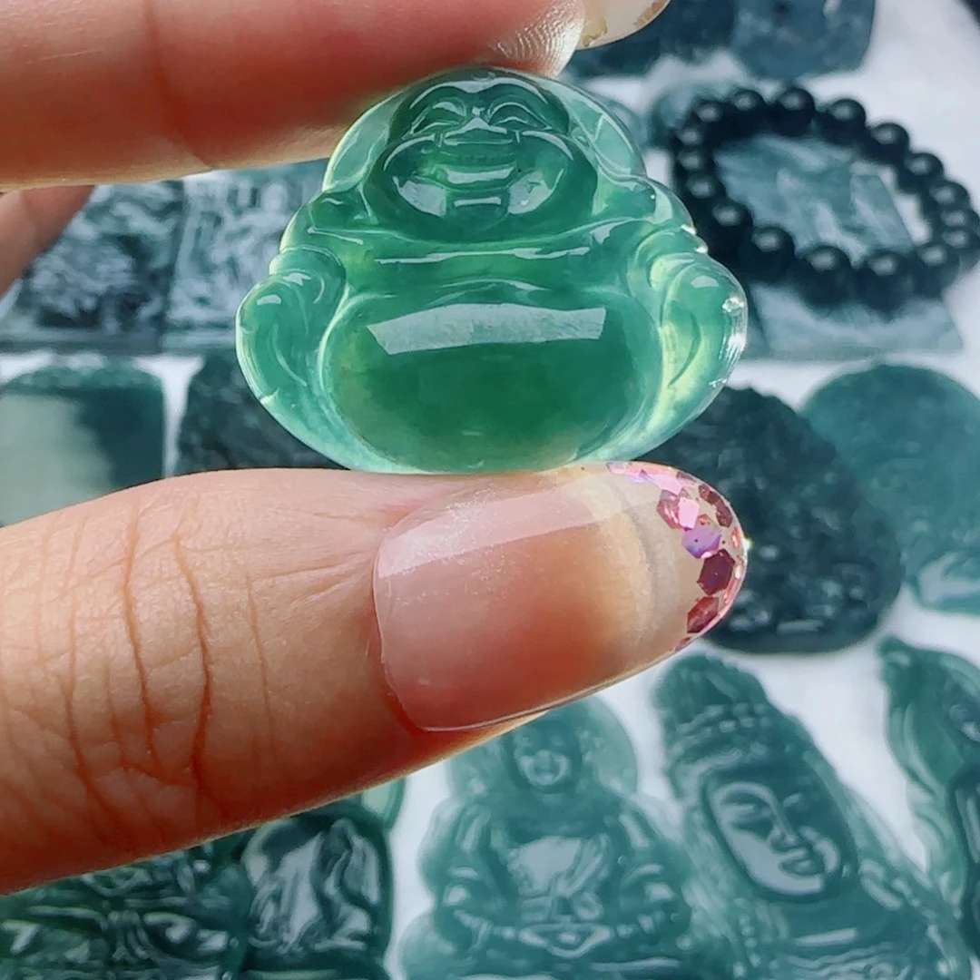颈饰未镶嵌翡翠多样性发货天然的A货翡翠