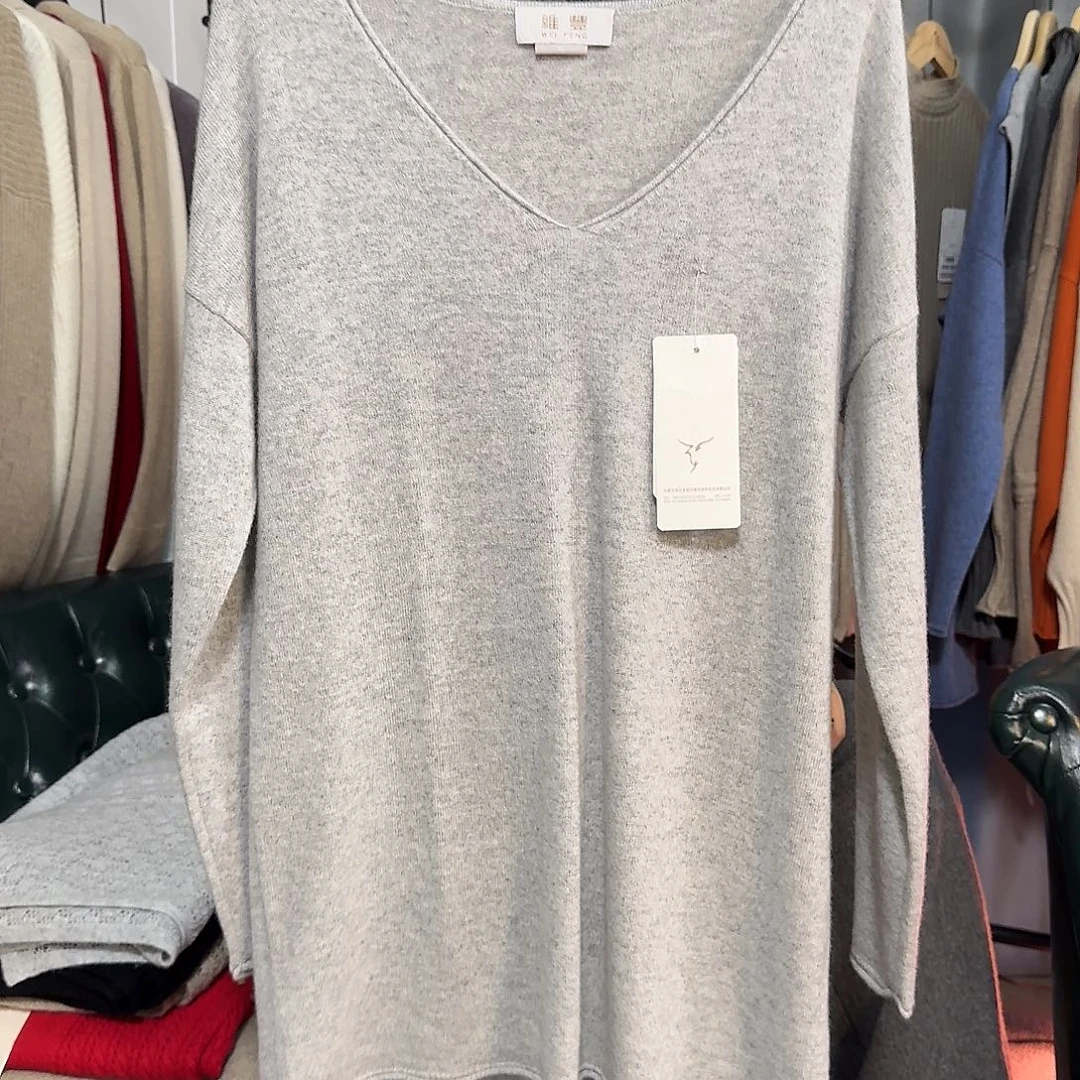 纯羊绒女中长灰色XL051