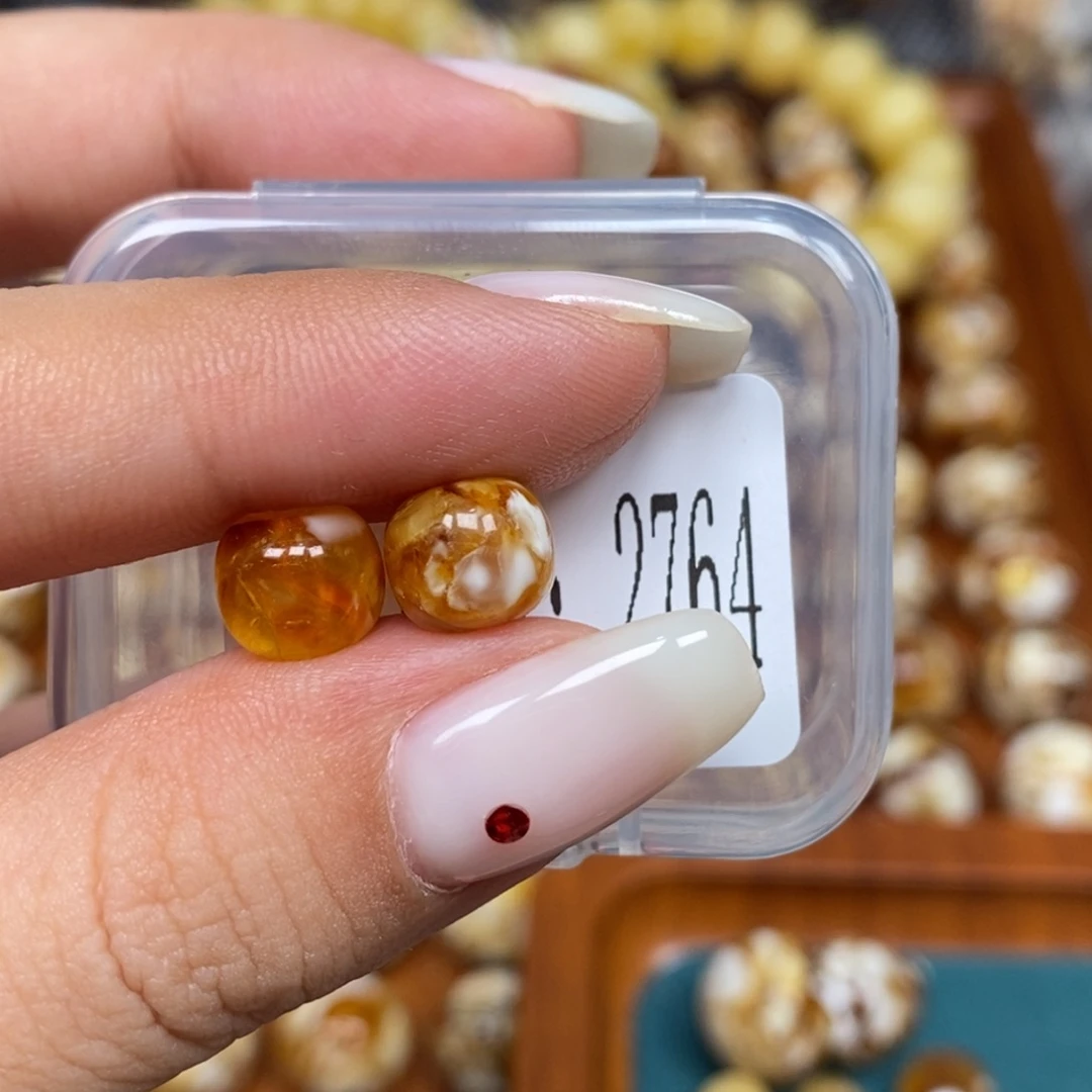 沁色蜜蜡未镶嵌2764