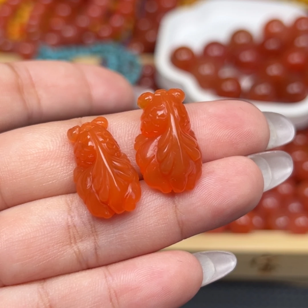 南红玛瑙未镶嵌吊坠(不含链)多样性