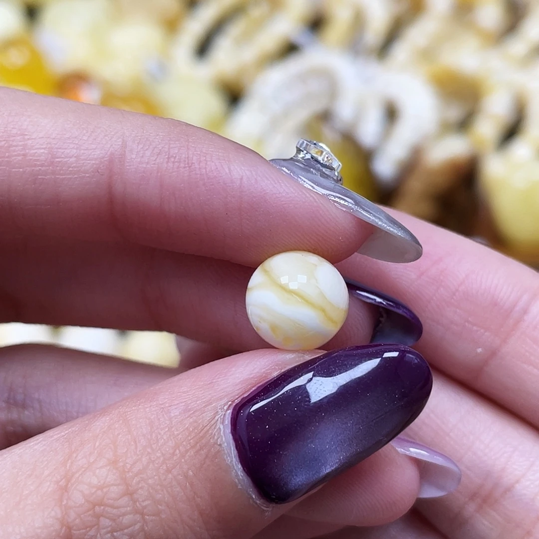 琥珀未镶嵌裸石9.9mm金瓷白圆珠