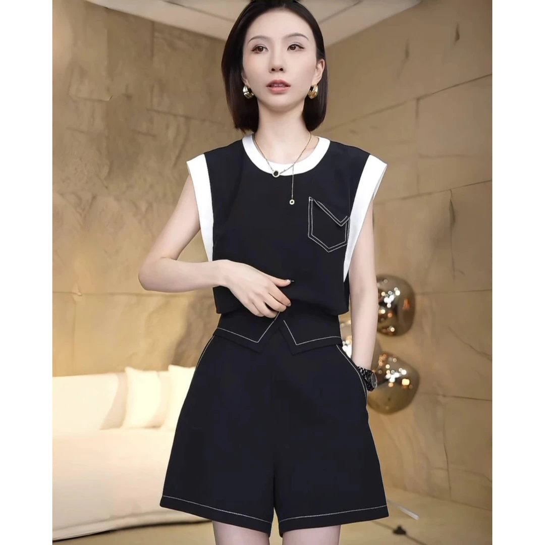 【木子】【两件套】流行夏装套装女2025新款无袖上衣短裤两件套D1902