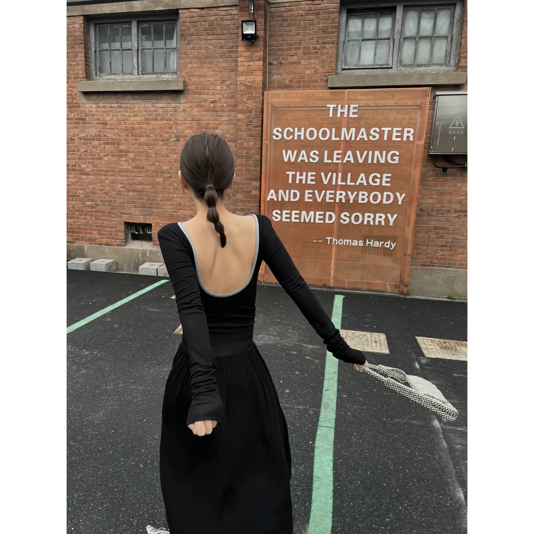 《如约而来》nczz2025春夏莫代尔拼色露背连衣裙显瘦气质长袖设计感