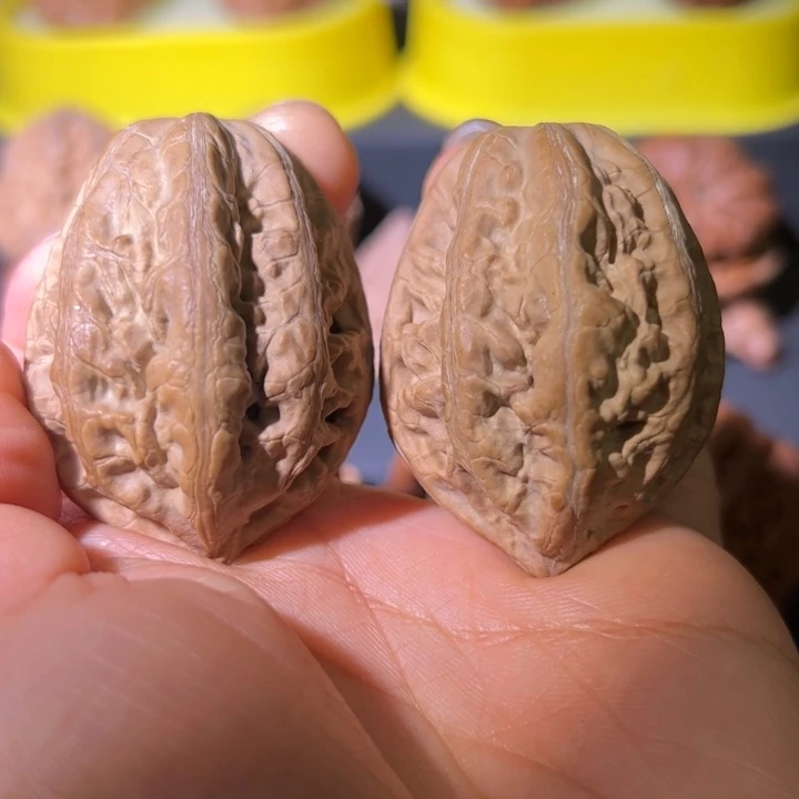 文玩核桃吊坠核桃37W