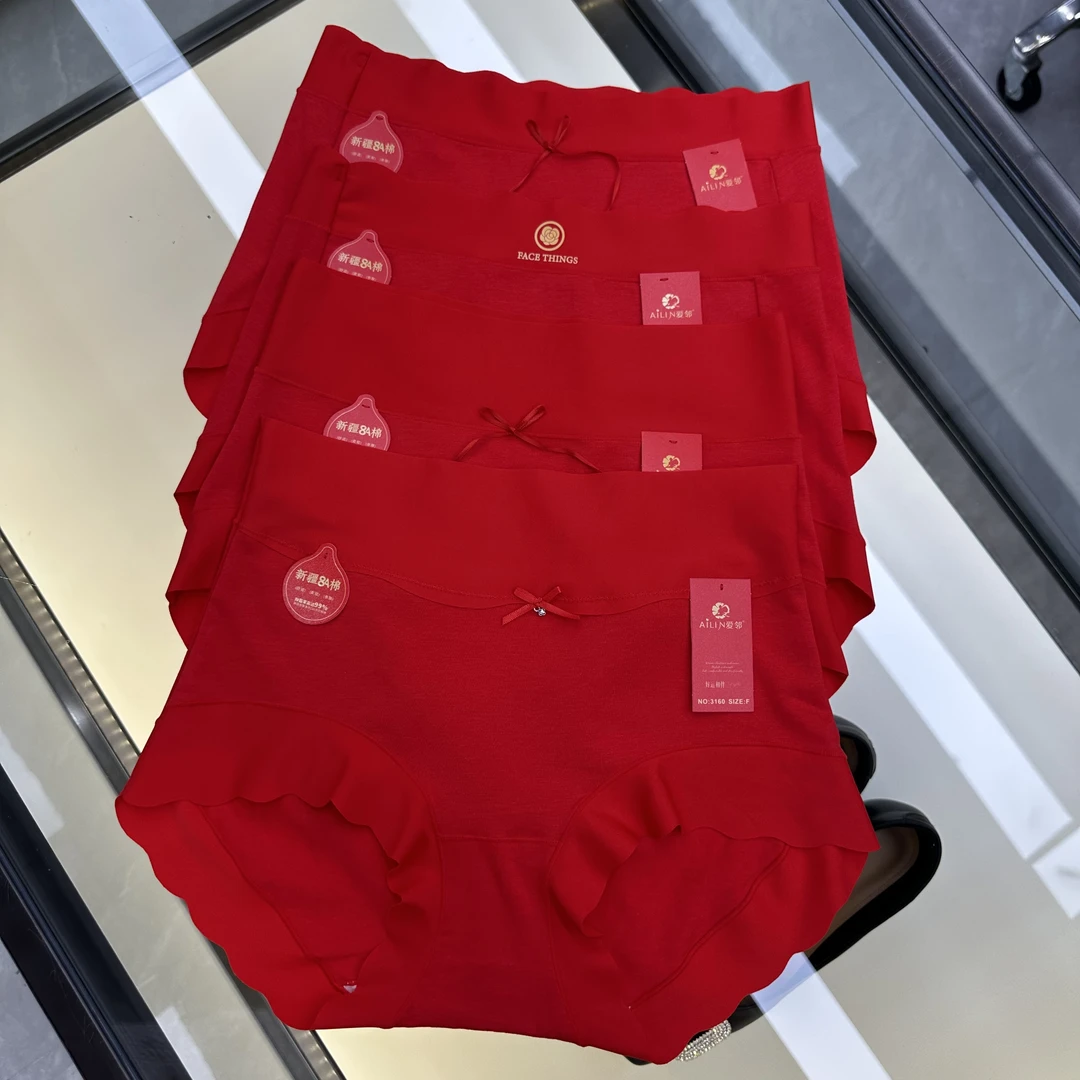 AL3162（85-150）新款中国红女士舒适透气简约内裤高弹三角裤短裤
