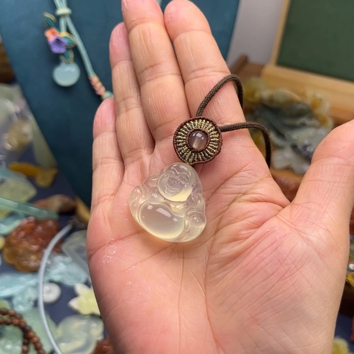 蛇纹石玉合金吊坠