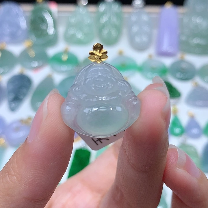 翡翠18K金镶嵌颈饰翡翠