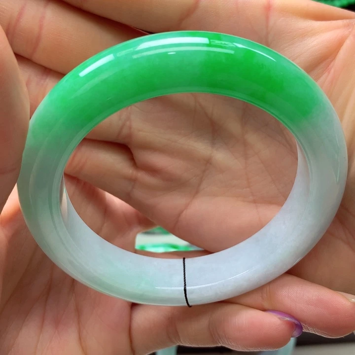 【闪购商品】翡翠手镯未镶嵌余*梦天然翡翠手镯