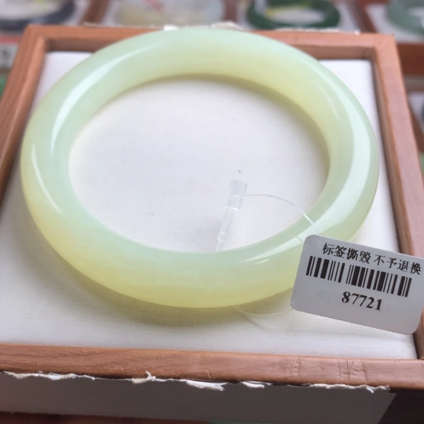 【闪购商品】和田玉手镯未镶嵌58.8