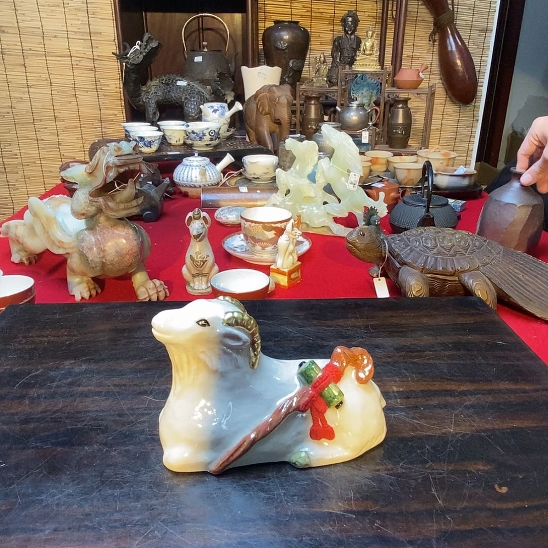 六兵卫山羊摆件一客