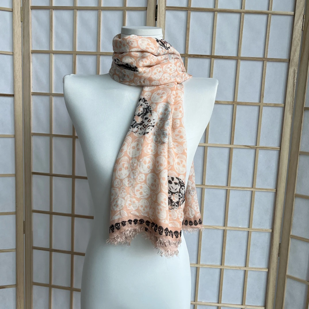 99新 Alexander McQueen/亚历山大·麦昆 b15 Alexander mcquee