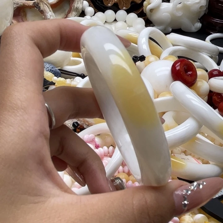 58手镯精品111111