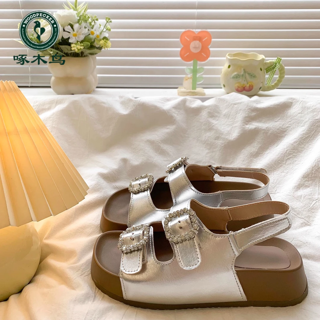 啄木鸟水钻露趾凉鞋女夏外穿2025新款厚底高级感配裙子勃肯凉拖鞋