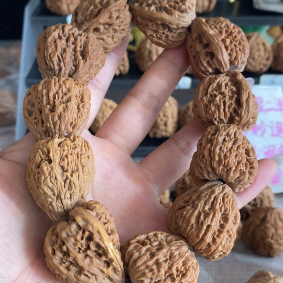 沐***文玩核桃吊坠涿鹿