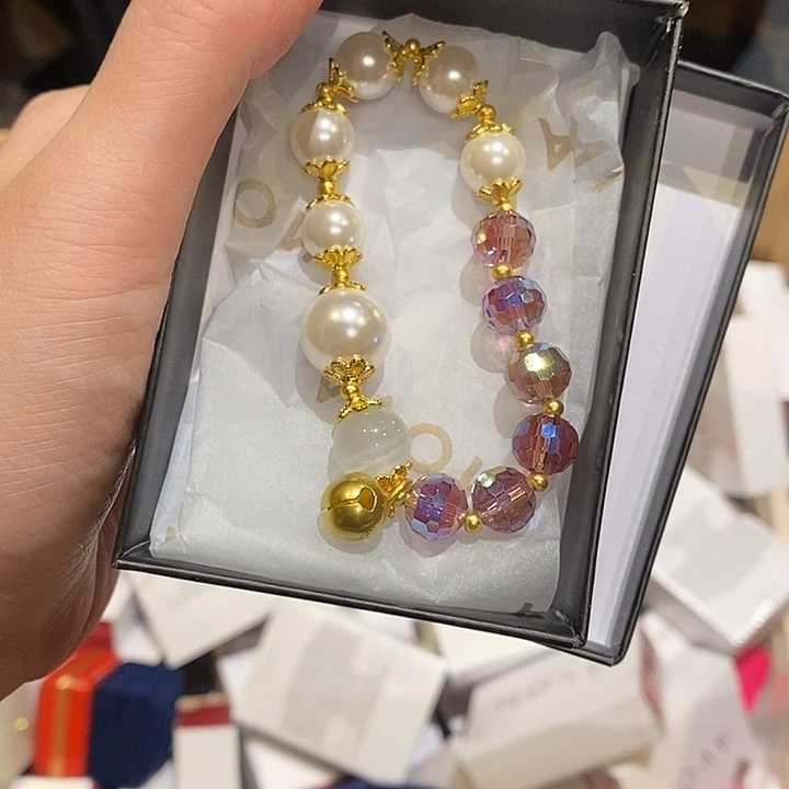 草***奶中古香水沐浴露持久留香