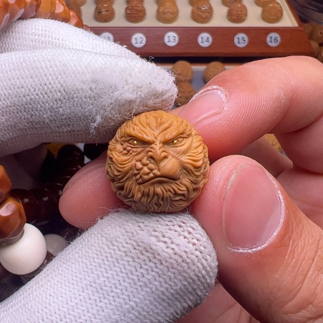 猴头核桃把件金眼黑悟空精修