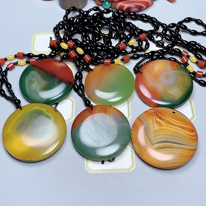 玛瑙/玉髓颈饰未镶嵌我**素