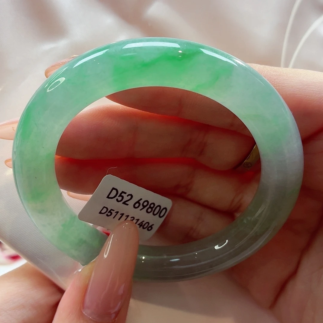 翡翠未镶嵌手镯（圆镯）22（24号）