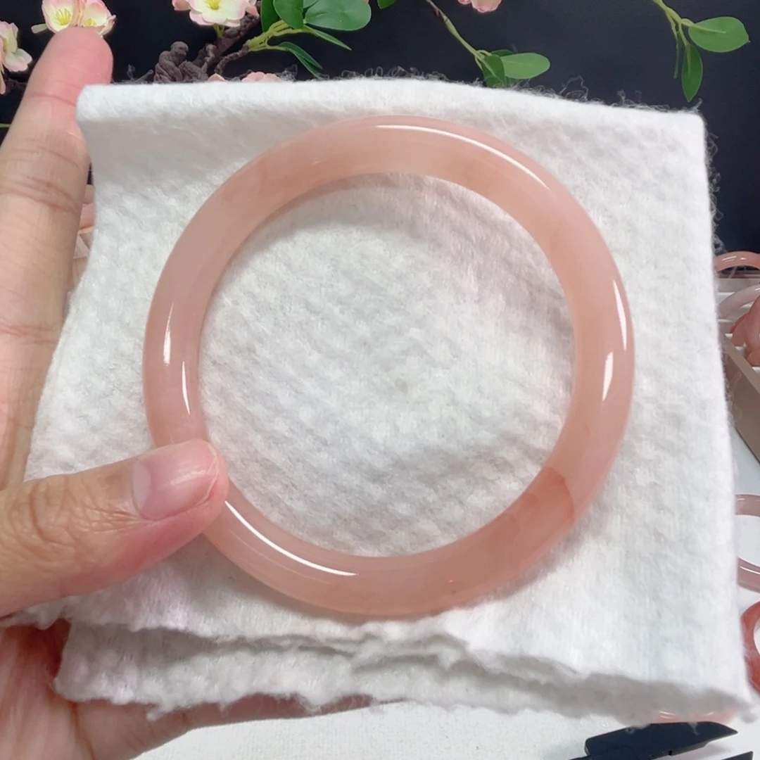 未镶嵌手镯石英质玉～**?
