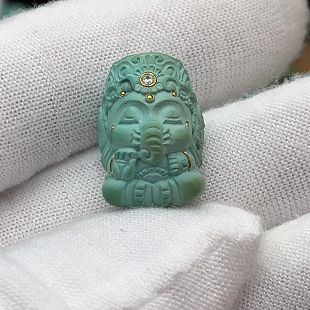 绿松石未镶嵌珠宝奇石