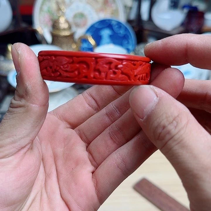 瓷片手镯啊啊啊啊啊啊