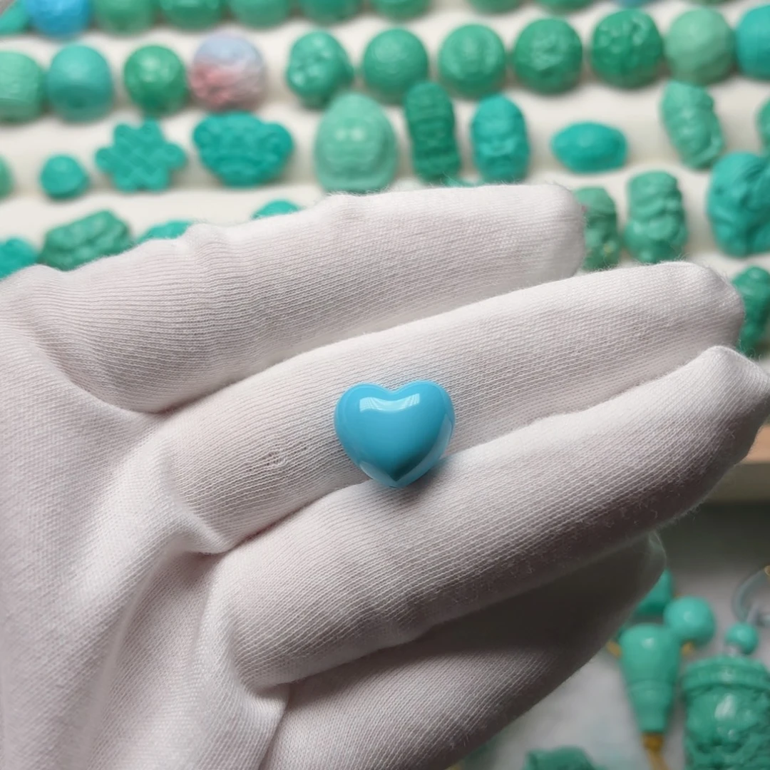 14.6屁桃爱心天空蓝