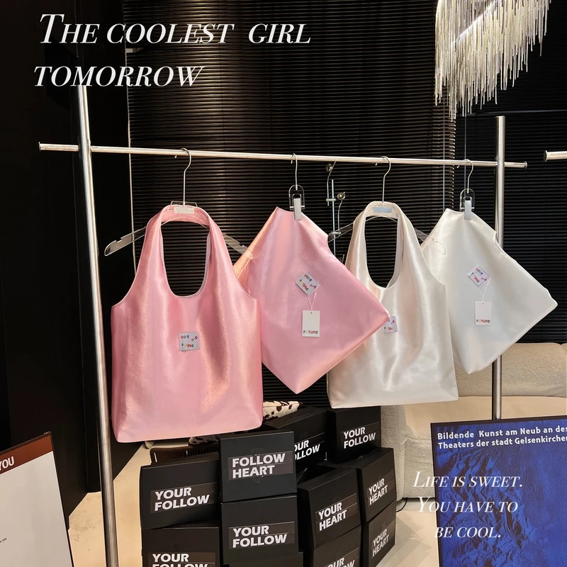 【仅一批现货】新款原创INS韩系东大门缎面包时尚托特单肩包大包