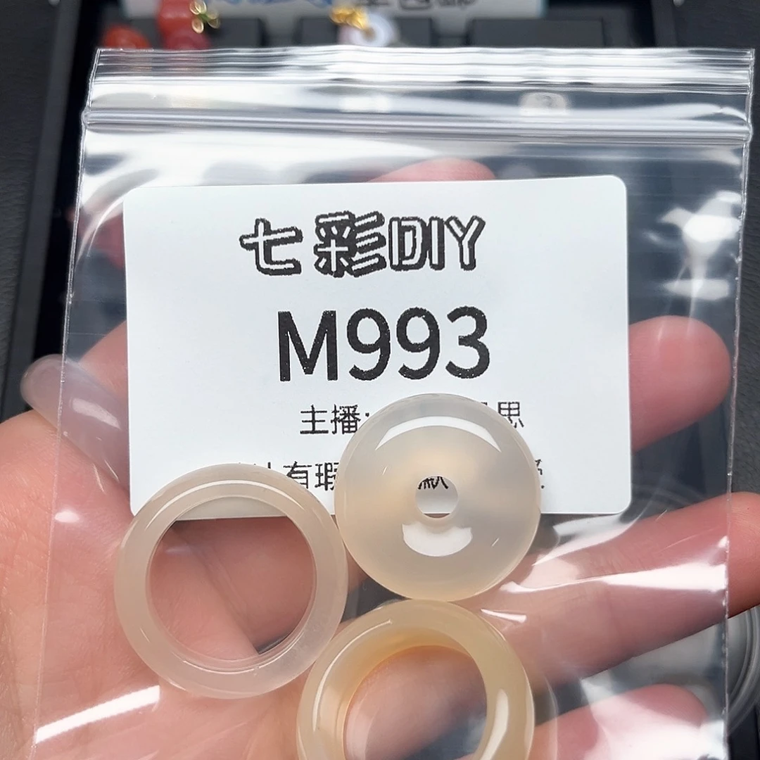 玛瑙/玉髓颈饰合金薇****?