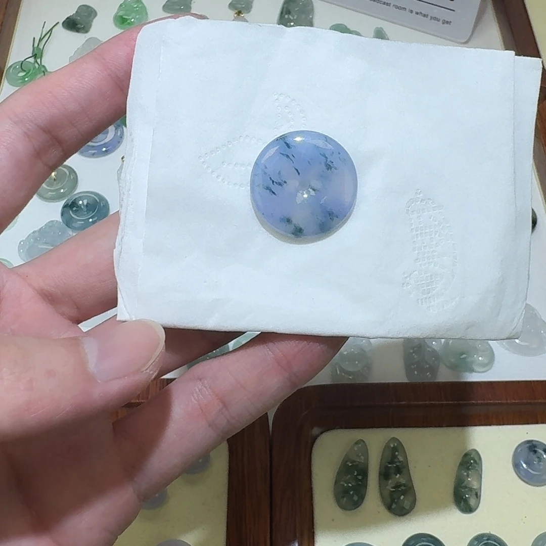 颈饰未镶嵌翡翠冰紫扣子